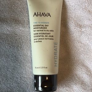 Ahava Essential Day Moisturizer - Normal to Dry Skin